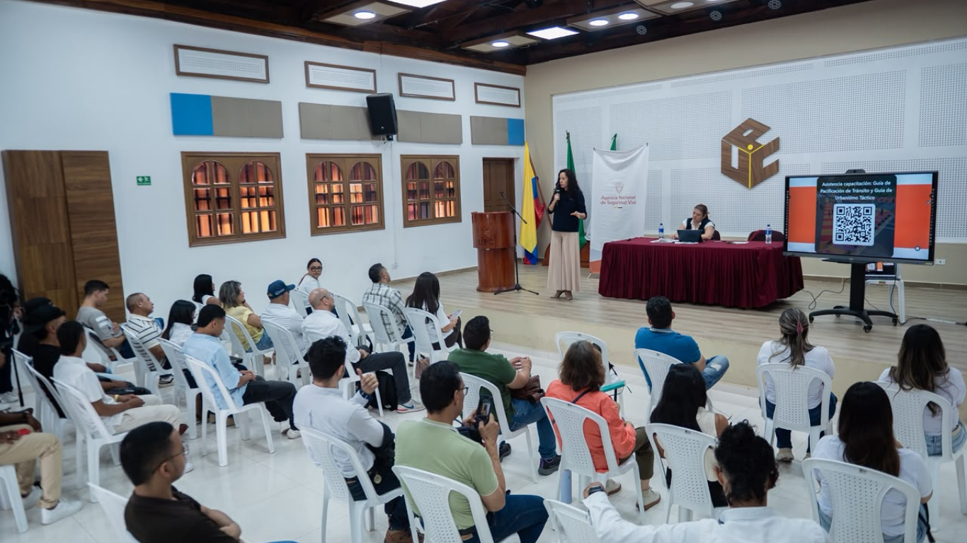 Movilidad más segura en el Cesar con capacitación en Urbanismo Táctico y Pacificación del Tránsito movilidad
