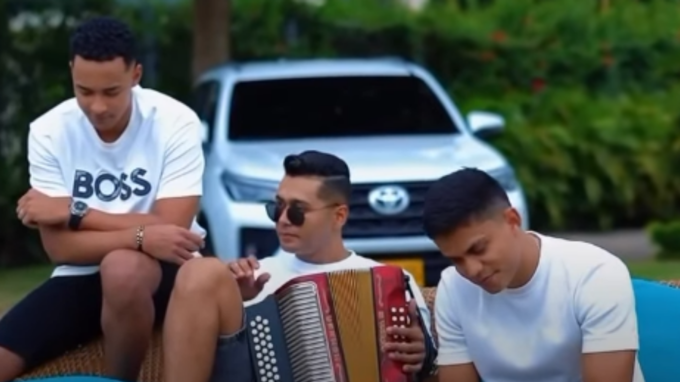 La Gente de Omar Geles revive “Mis Ganas de Ti” con una nueva versión audiovisual LA GENTE DE OMAR GELES