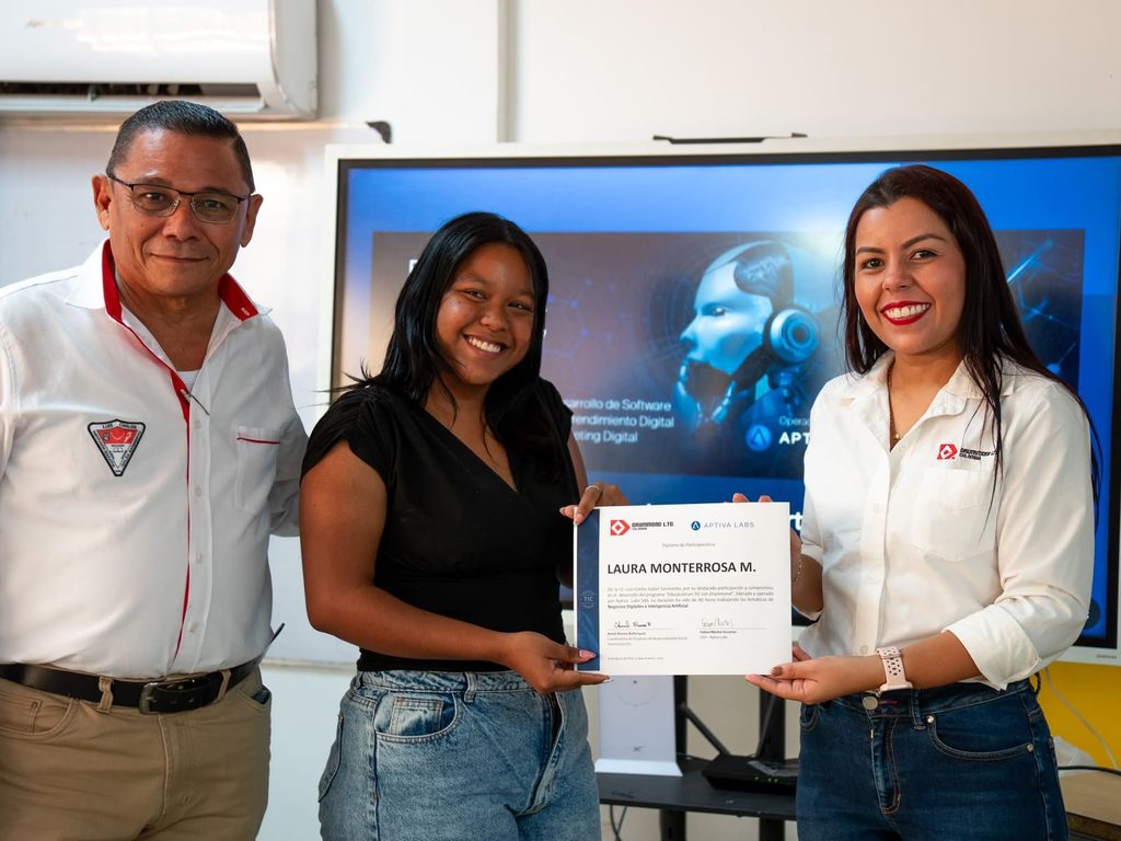 Drummond impulsa la formación digital de estudiantes del Cesar Drummond impulsa la formación digital de estudiantes del Cesar | RTA Noticias