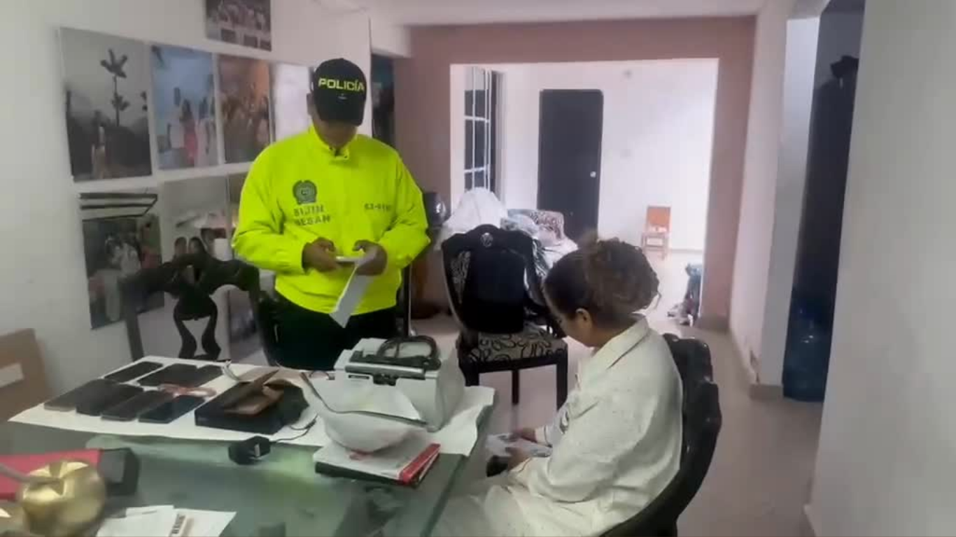 Golpe a las Autodefensas Conquistadoras: capturan a alias «Yolima» y otras 12 personas alias «Yolima»: capturada en Santa Marta