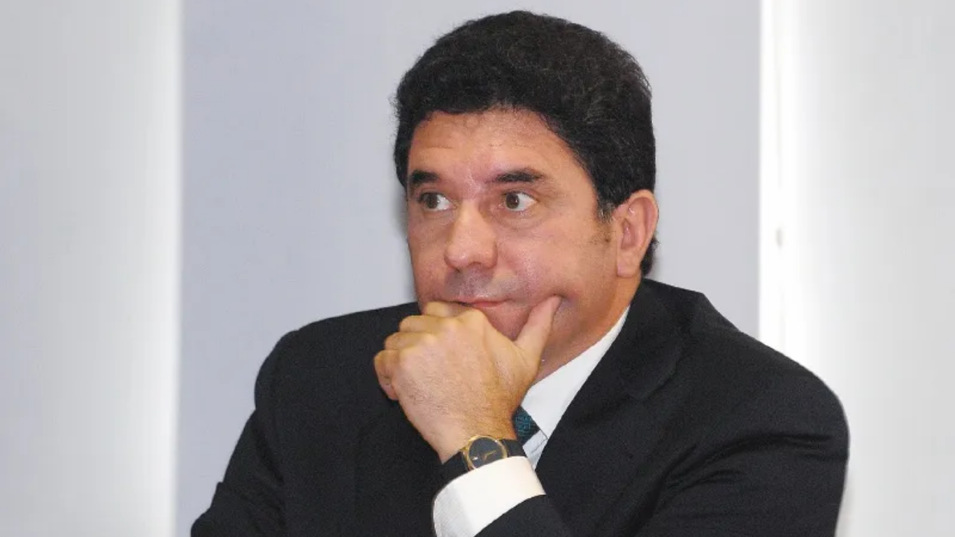 Corte Suprema confirma condena de 40 meses contra Germán Olano condena