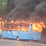 Hombres armados quemaron dos busetas en la Troncal del Caribe, en Santa Marta Santa Marta