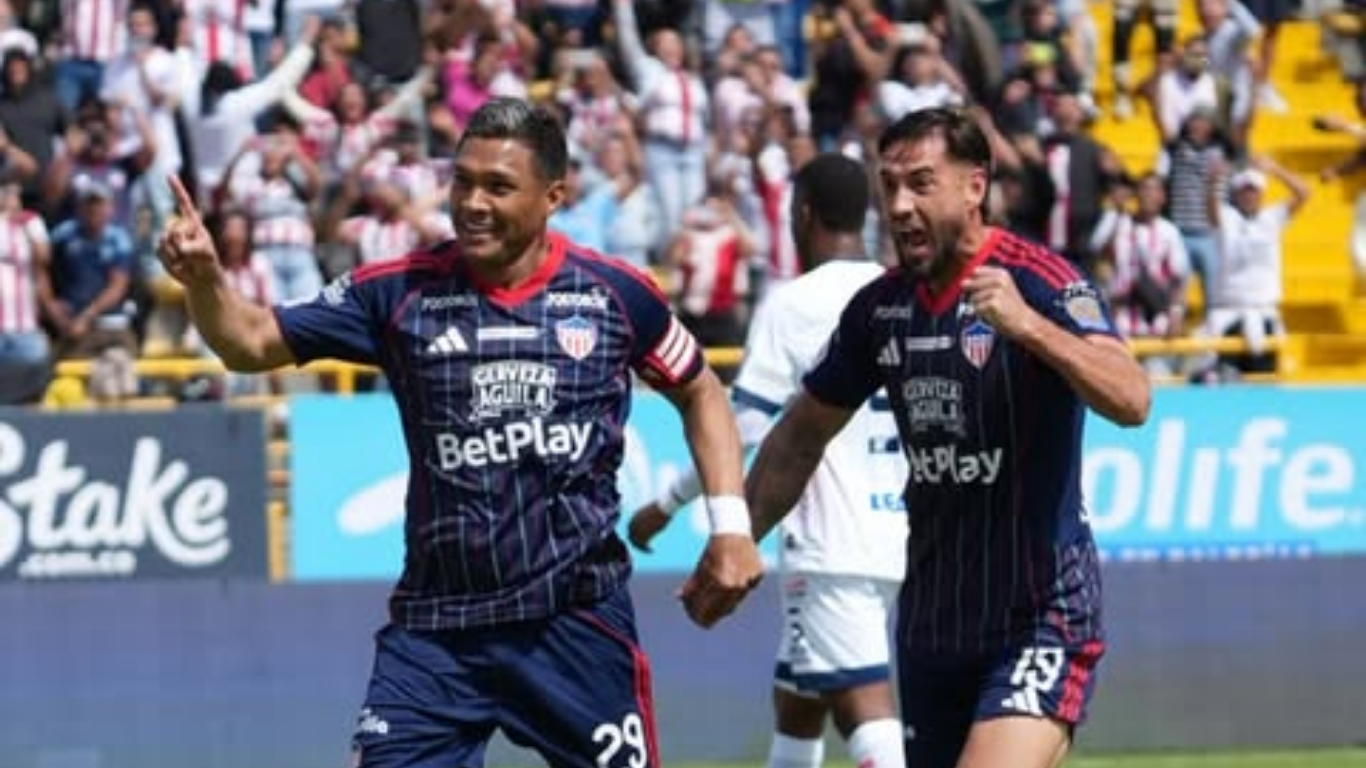 Junior de Barranquilla goleó 4-1 a Fortaleza en Bogotá Junior