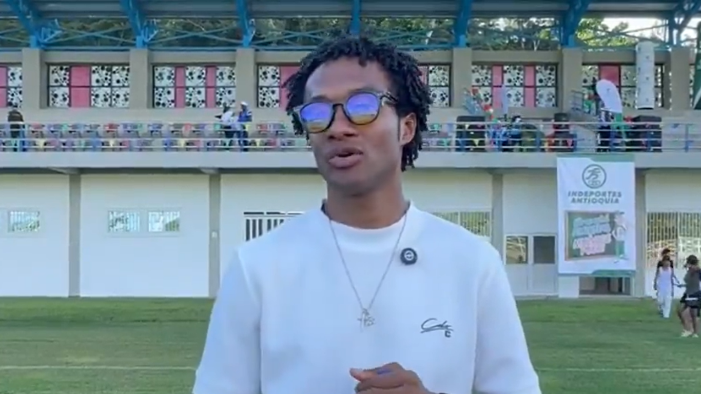 Juan Guillermo Cuadrado recibe homenaje en Necoclí con nuevo estadio Juan Guillermo cuadrado