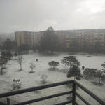 Fuerte granizada cubrió de blanco a Bogotá y afectó vuelos en El Dorado Granizada