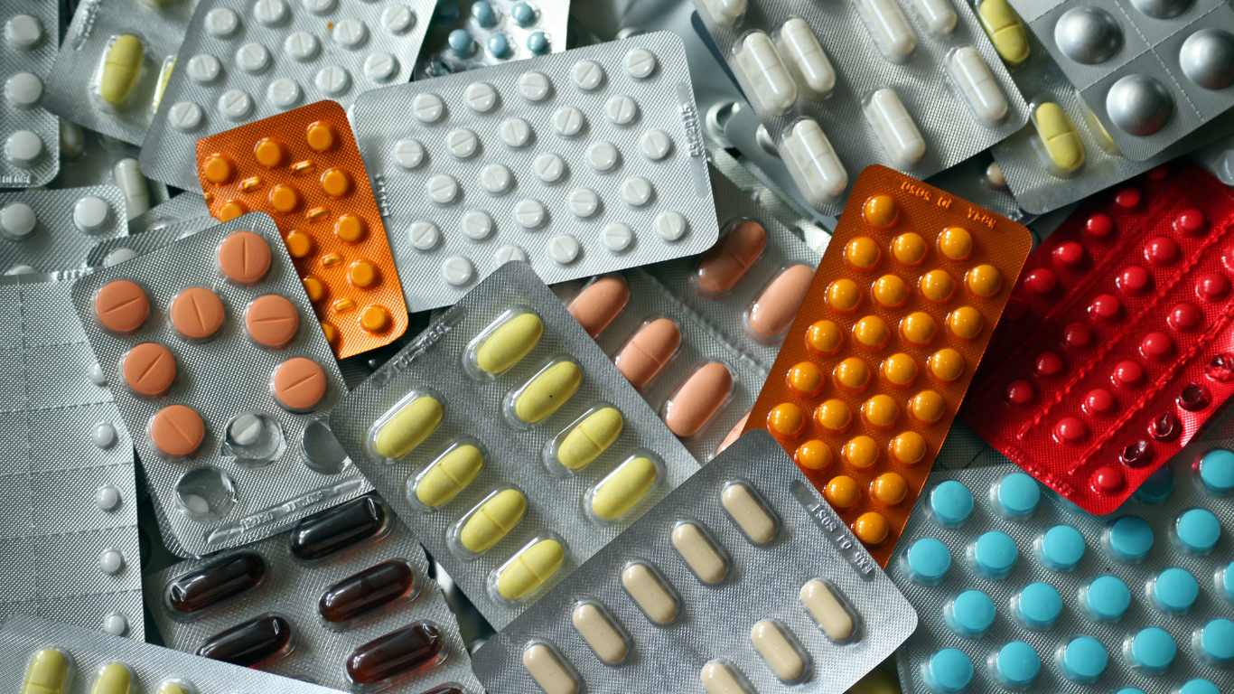 Ministerio de Salud busca fortalecer la vigilancia de medicamentos ante más de 10.000 reportes mensuales Ministerio de Salud