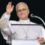 El papa León XIV agradece las oraciones de los fieles tras salir del hospital papa León XIV