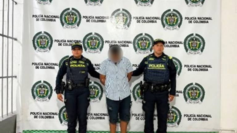 Policía