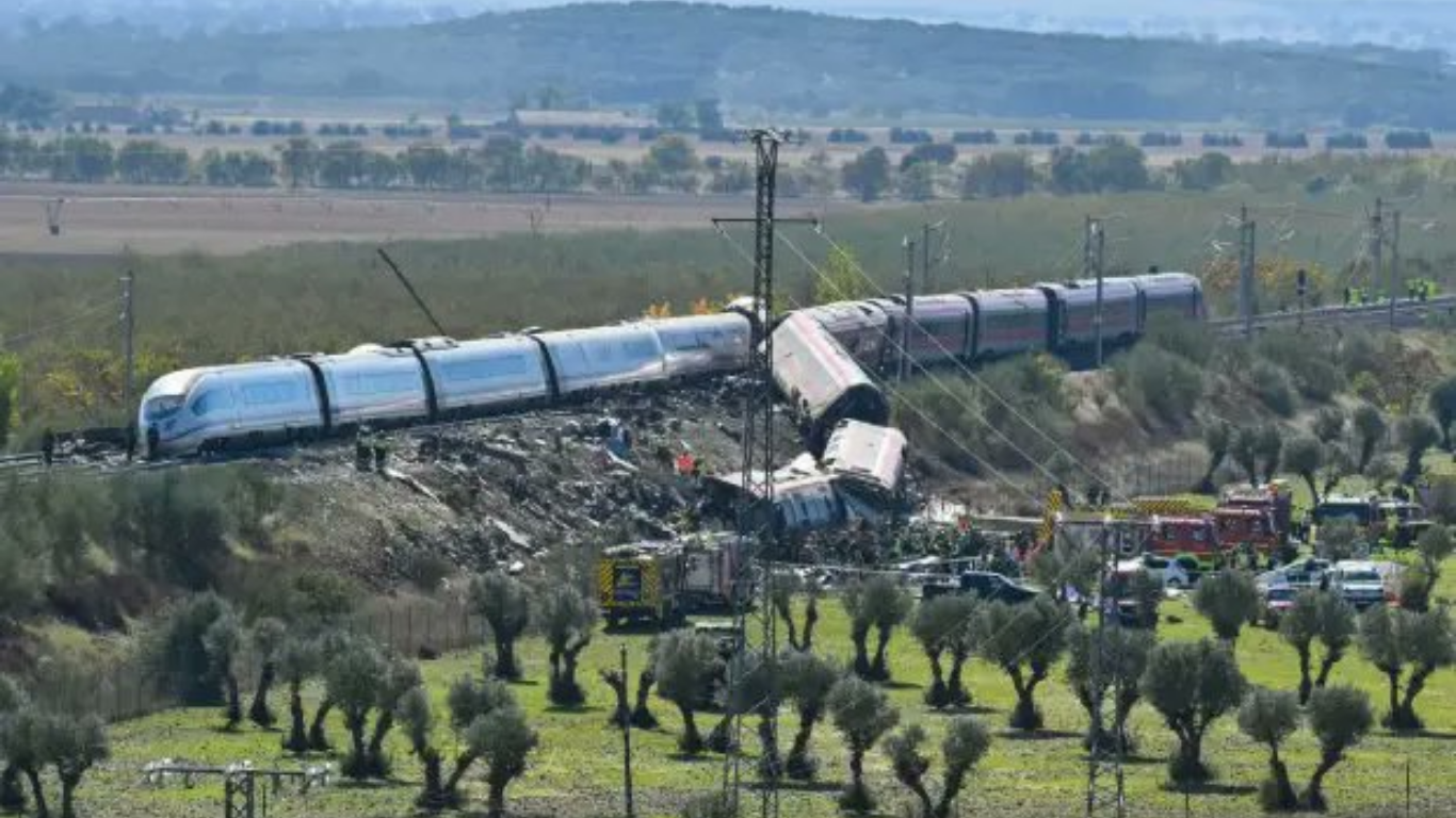 Choque de trenes en España deja al menos 30 muertos y decenas de heridos en Toledo choque de trenes